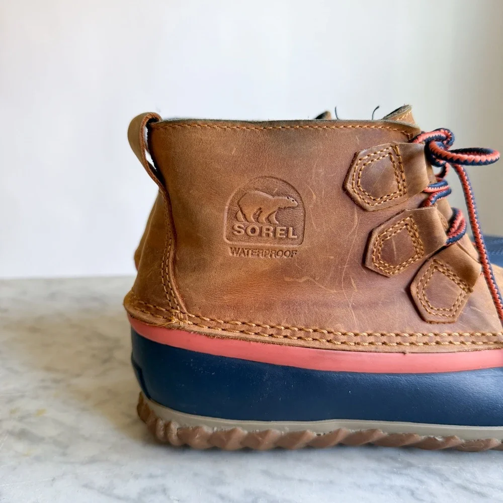Sorel Out N About Waterproof Duck Boots‎ Tan Navy Coral Leather Ankle Boots 6.5